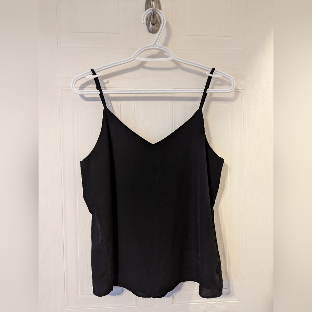 Icône black flowy tank